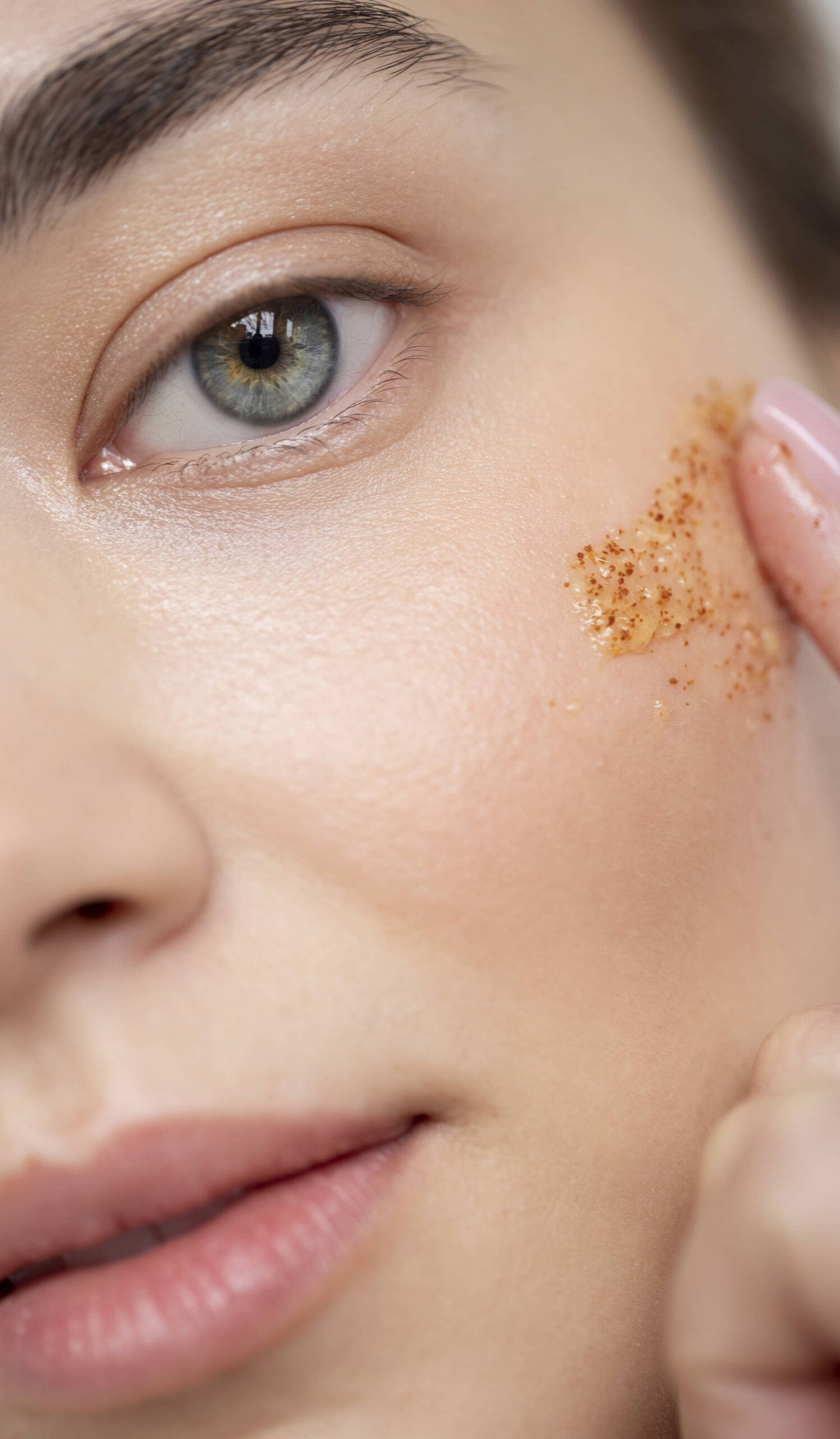 portrait-beautiful-woman-with-clear-skin-using-face-scrub